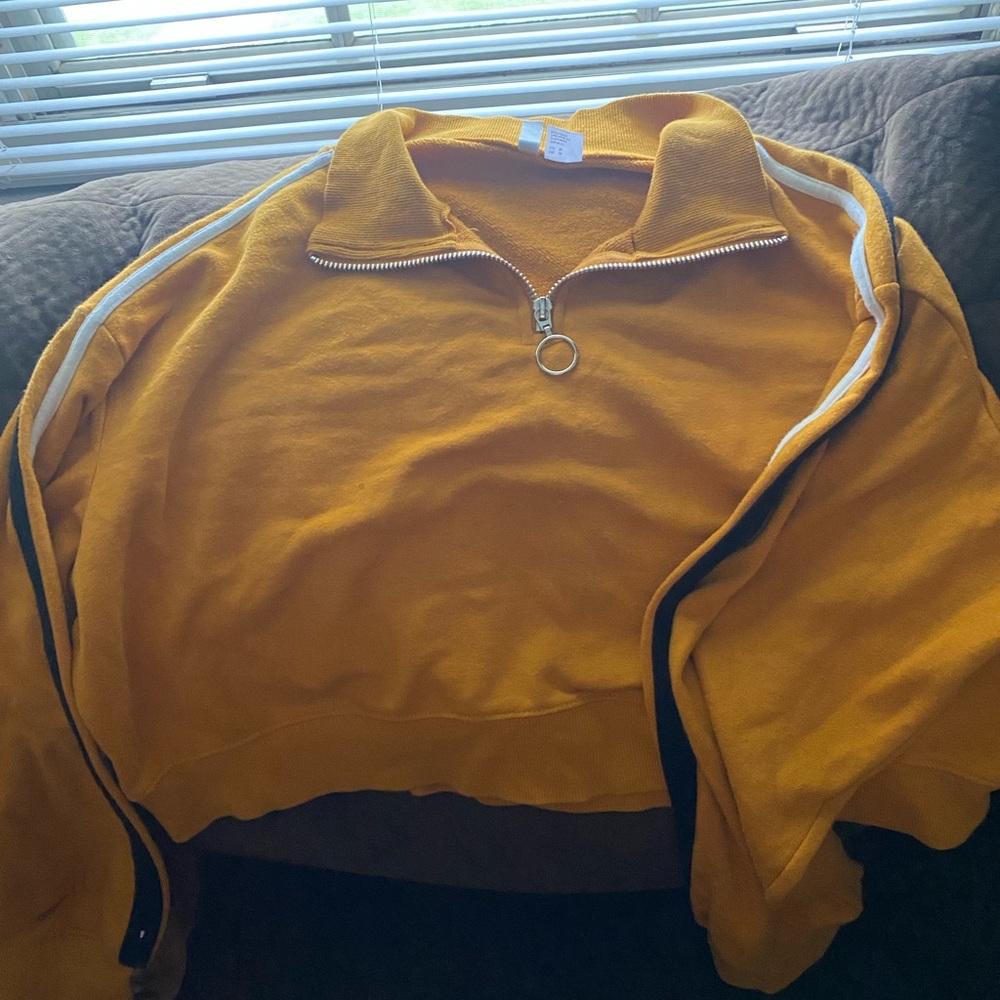 Mustard (yellow) cropped half zip